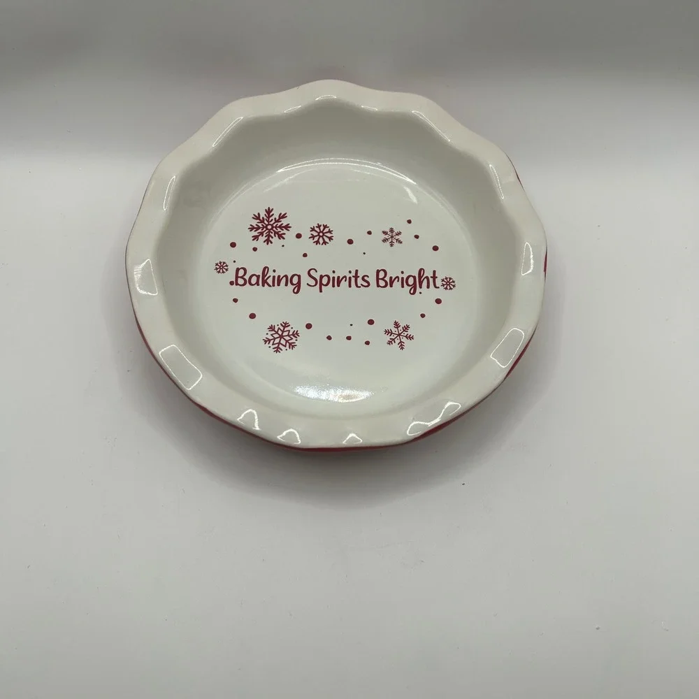 Holiday Time‎ Baking Spirits Bright Gingerbread Man Pie Plate Christmas Set